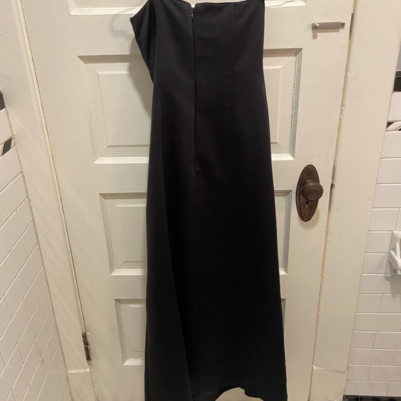 Black Formal Dress - Picture 3 of 4
